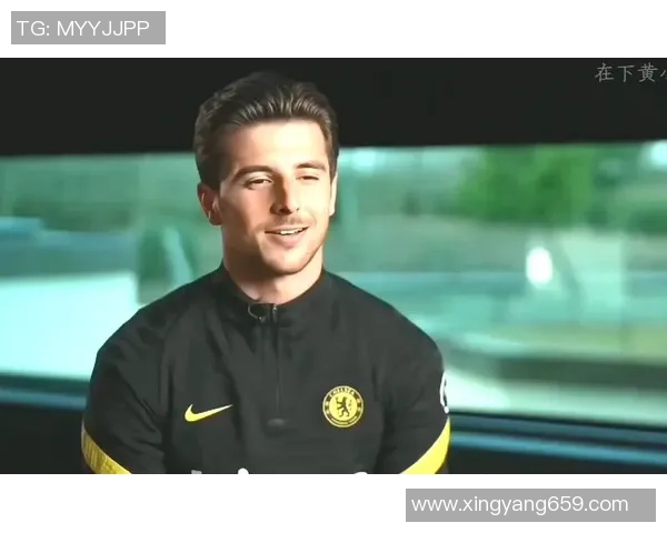 盘点足球明星经典发型图赏析展现绿茵场上独特魅力风采 盘点足球明星经典发型图赏析展现绿茵场上独特魅力风采