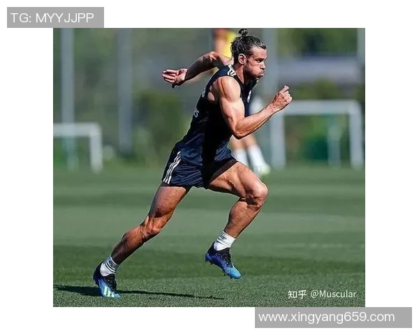 足球球星如何锻炼腿部肌肉打造强大下肢力量的秘密训练方法